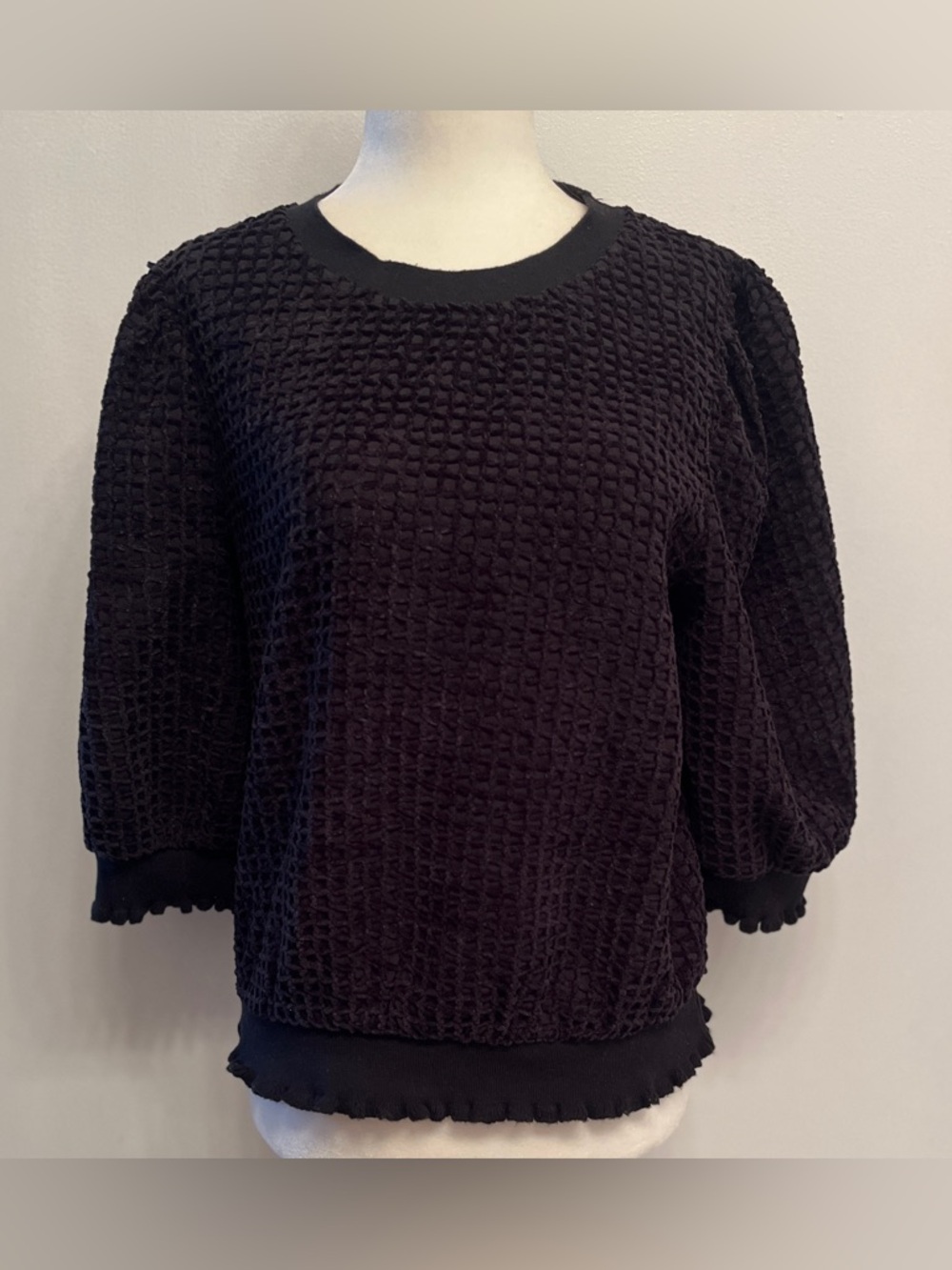 VOY waffle-knit  black blouse with puff sleeves size S